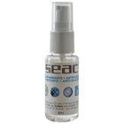 Seac Anti dug Bio gel i 30 ml flaske, placeret på en båd.
