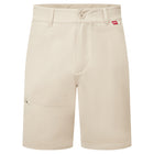 Gill UV Stretch shorts i khaki, set forfra med detaljer.