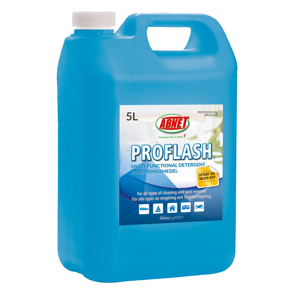 Proflash 5L fra Abnet, stående på en båd i marinaen